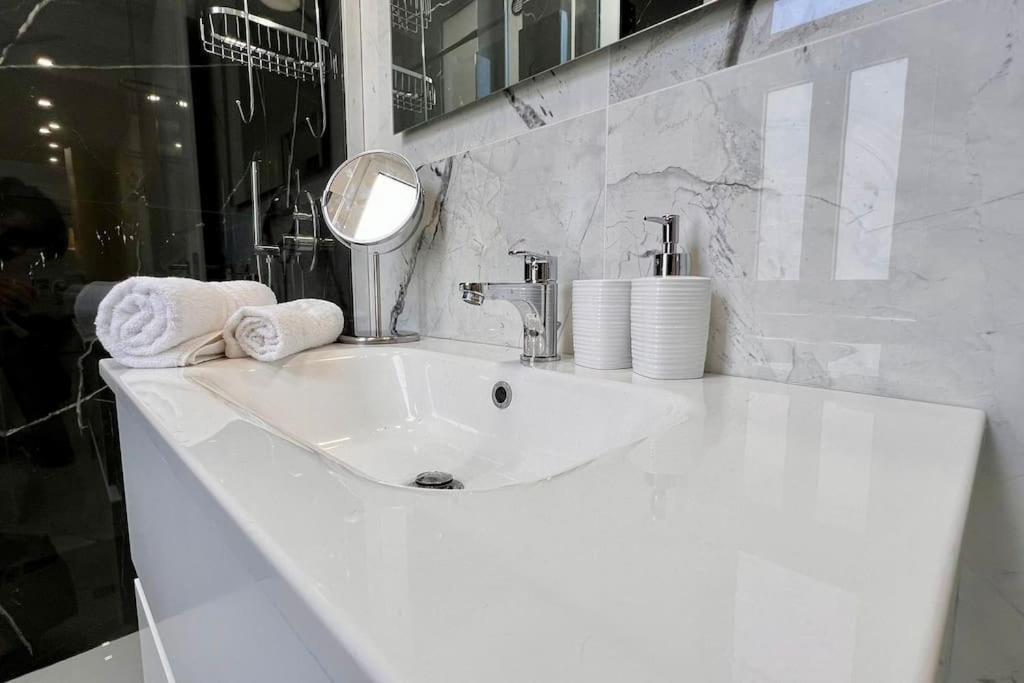 Urban House - Modern Flat Navigli Milan Center Apartment Exterior foto